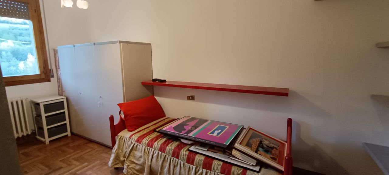 Appartamento con terrazzo a Sesto Fiorentino