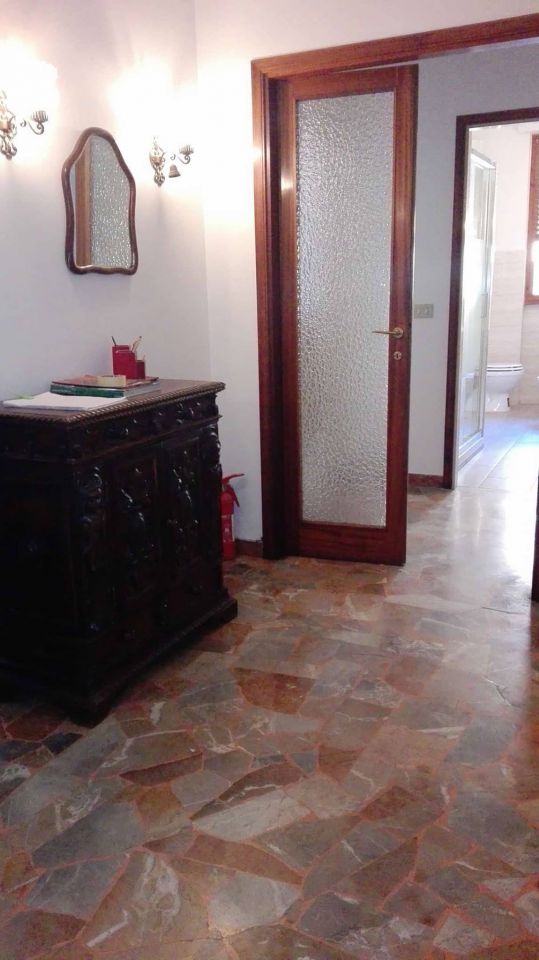 Appartamento con terrazzo a Firenze