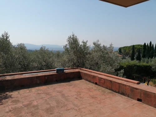 Villa con giardino a Sesto Fiorentino