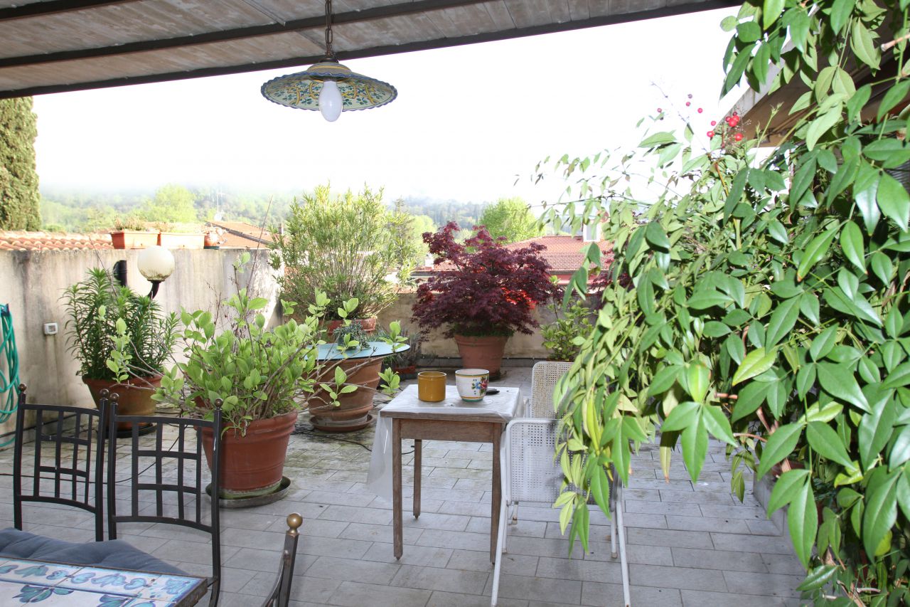 Attico con terrazzo a Fiesole