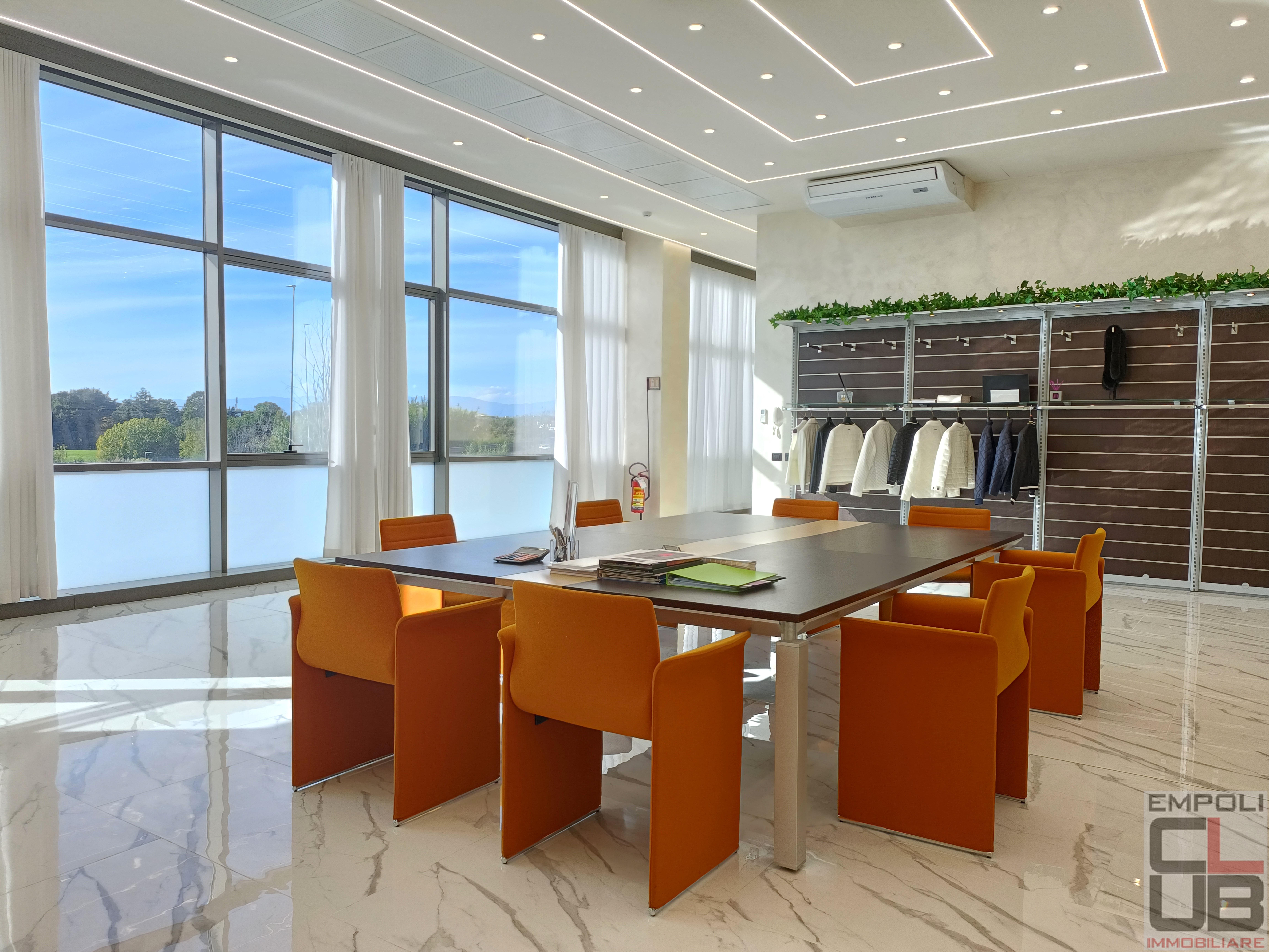 Capannone nuova a Prato