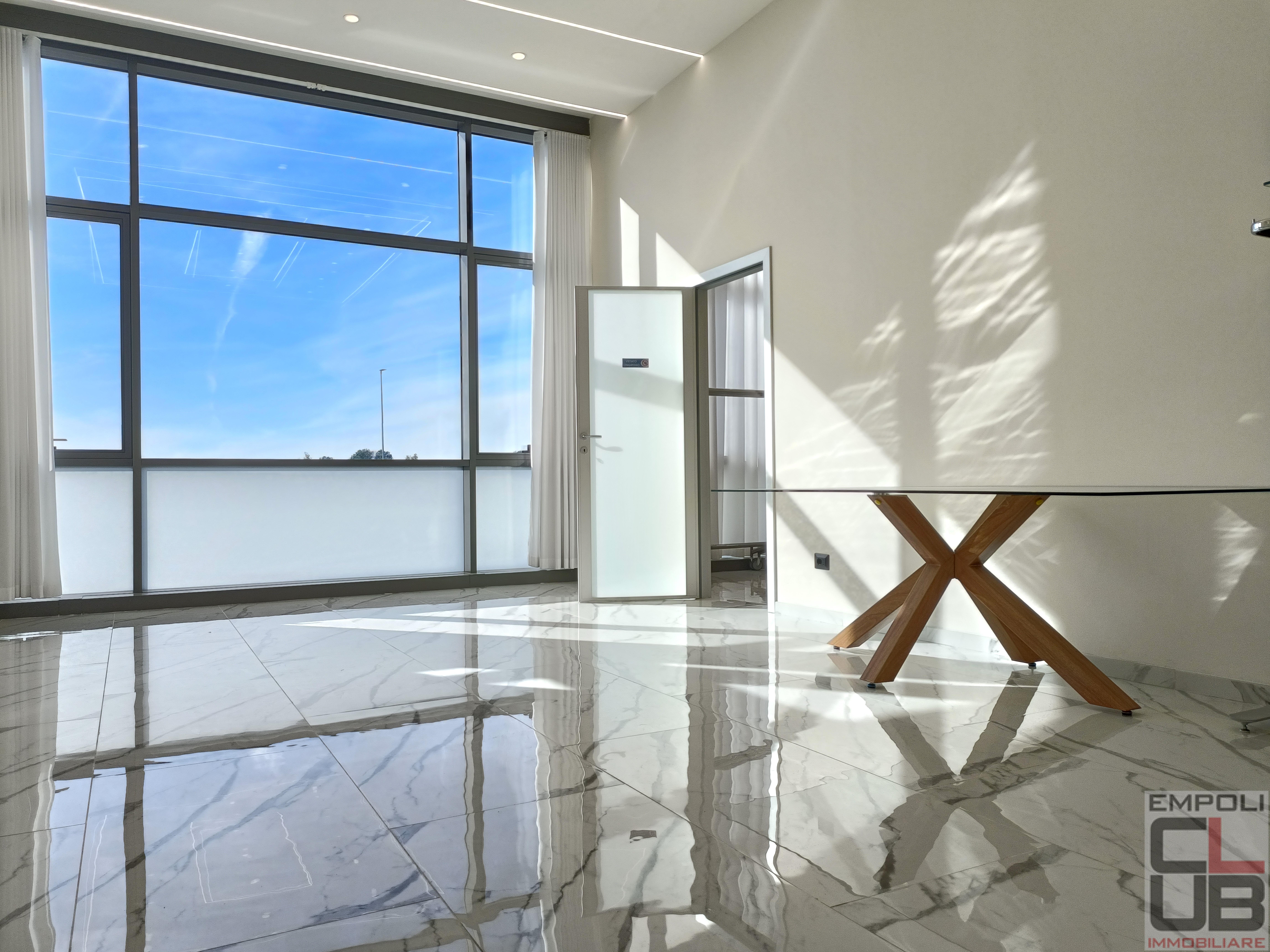 Capannone nuova a Prato