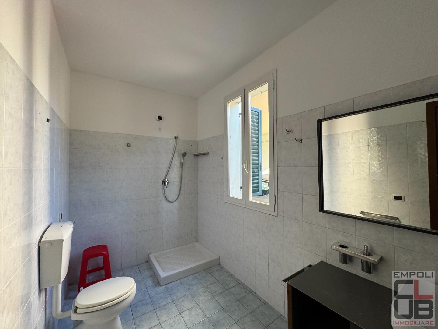 Quadrilocale con giardino a Fucecchio