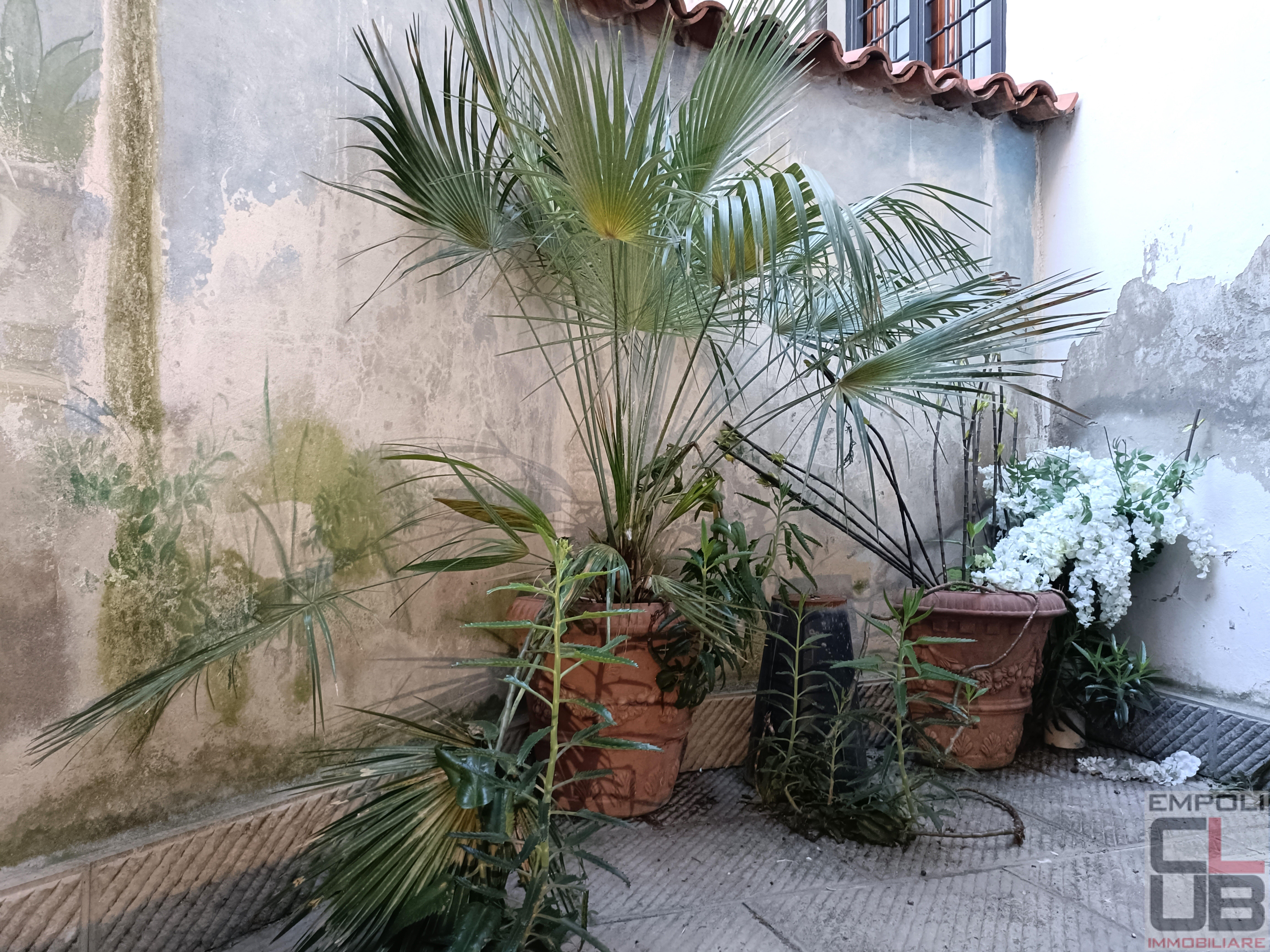 Locale commerciale in vendita a Empoli