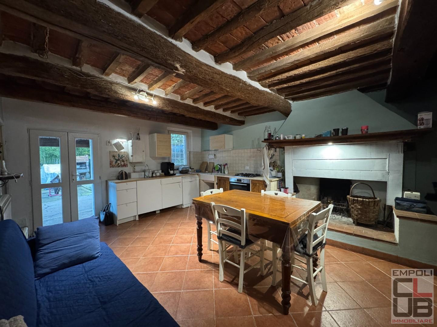 Casa indipendente con giardino a Fucecchio