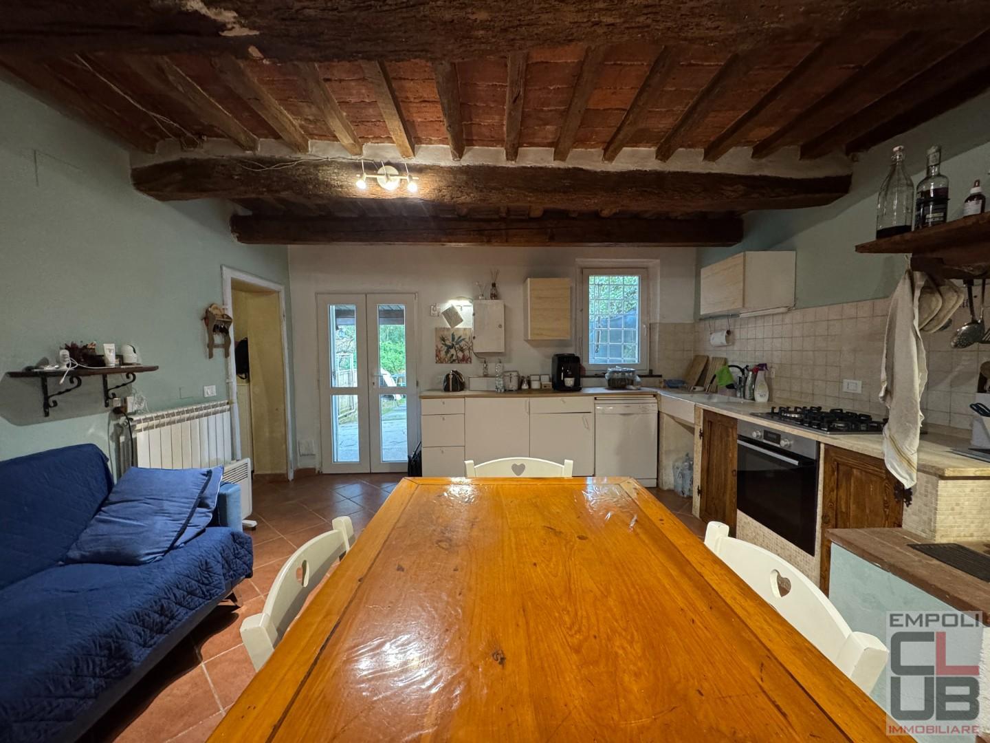 Casa indipendente con giardino a Fucecchio