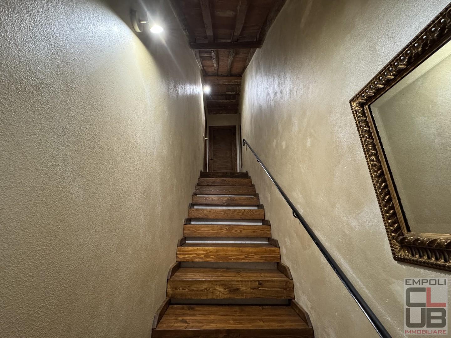 Casa indipendente con giardino a Fucecchio