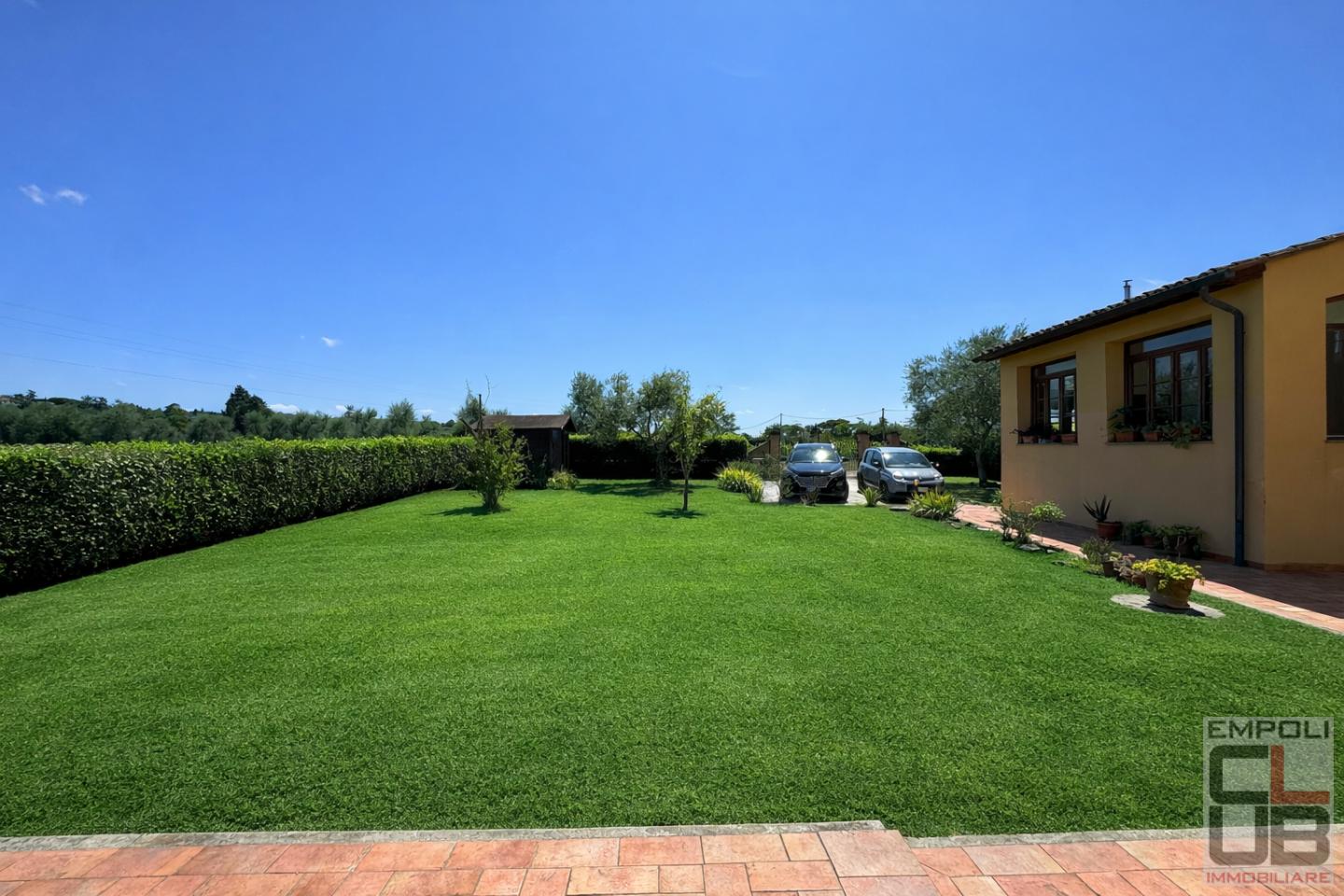 Rustico con giardino a Empoli