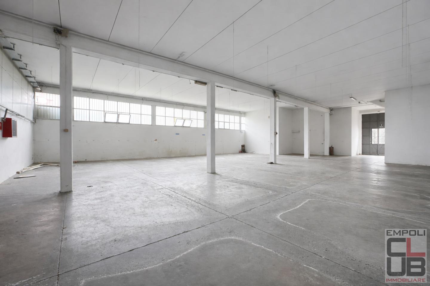 Capannone in vendita, Vinci vitolini