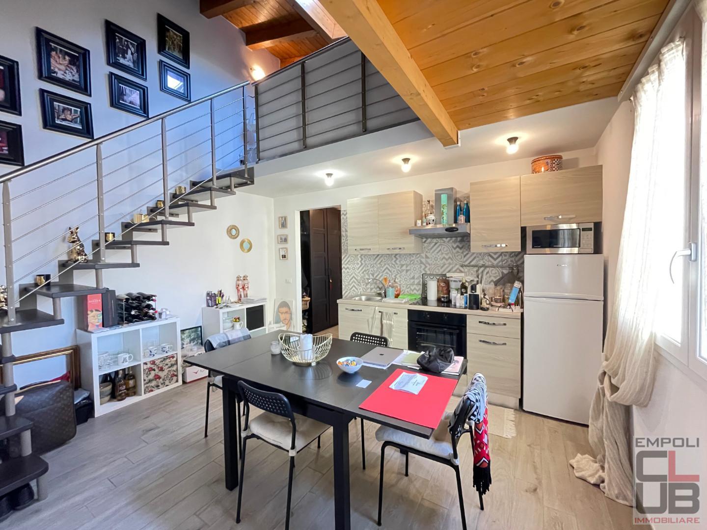 Trilocale arredato in affitto a Empoli