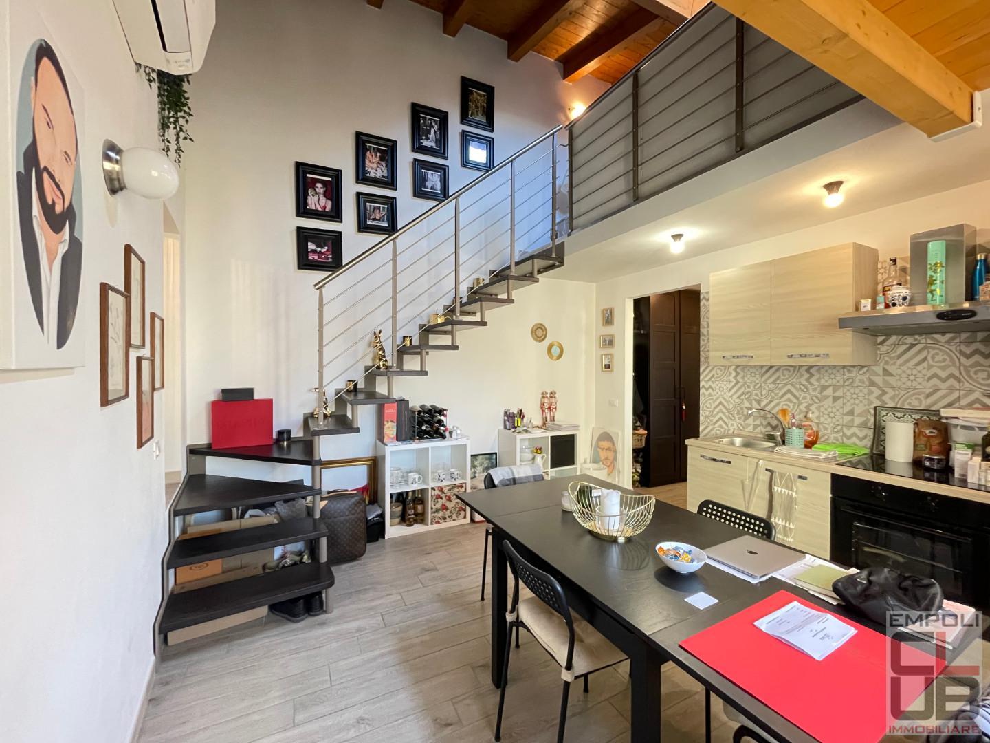 Trilocale arredato in affitto a Empoli