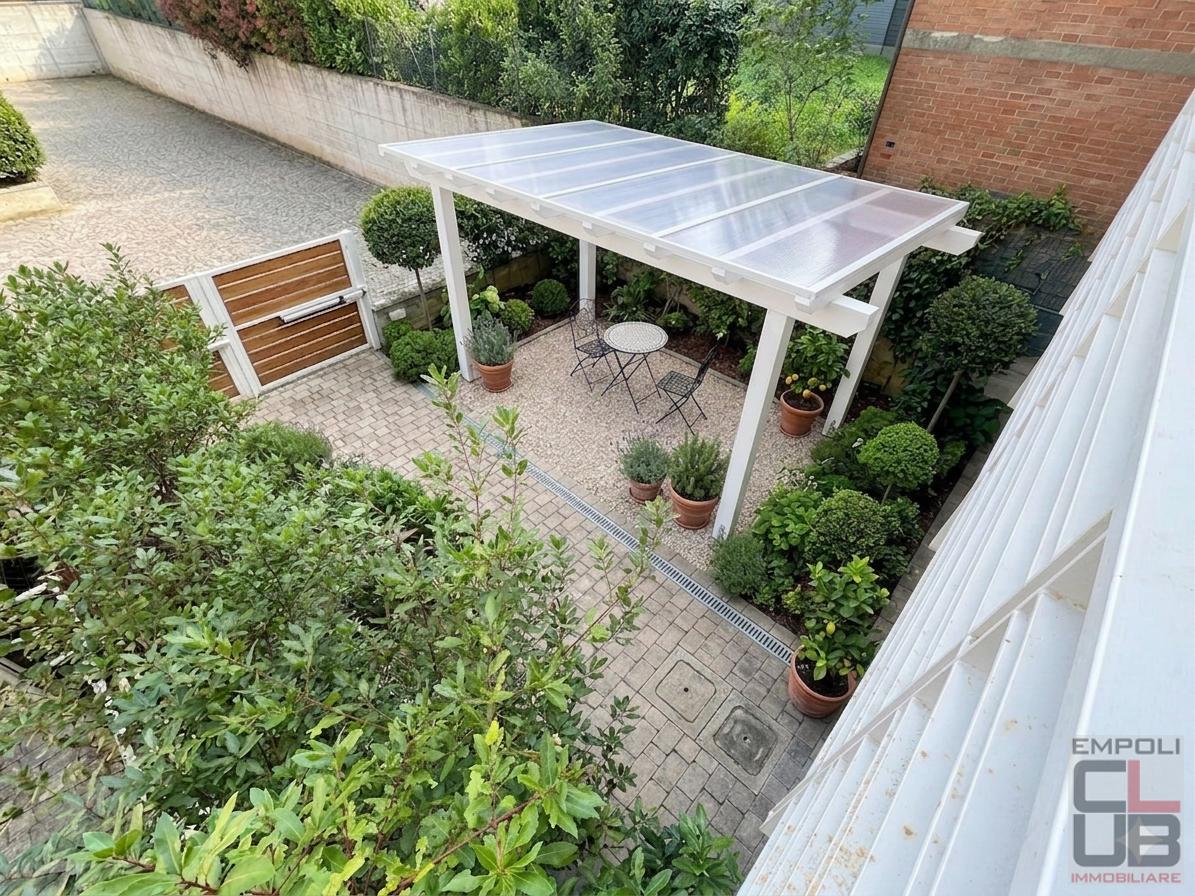 Casa indipendente con giardino a Empoli
