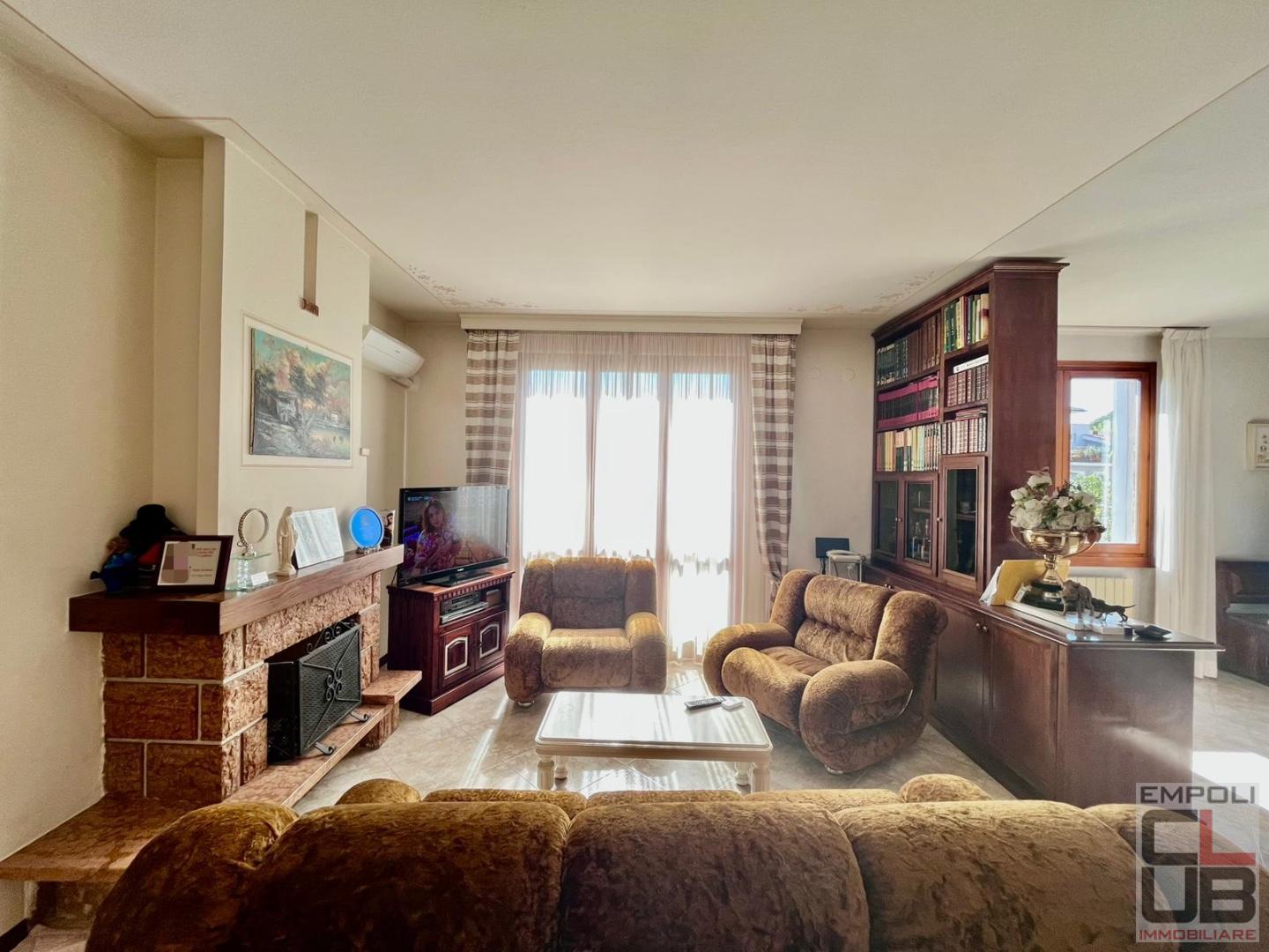 Casa indipendente con giardino a Santa Croce sull'Arno