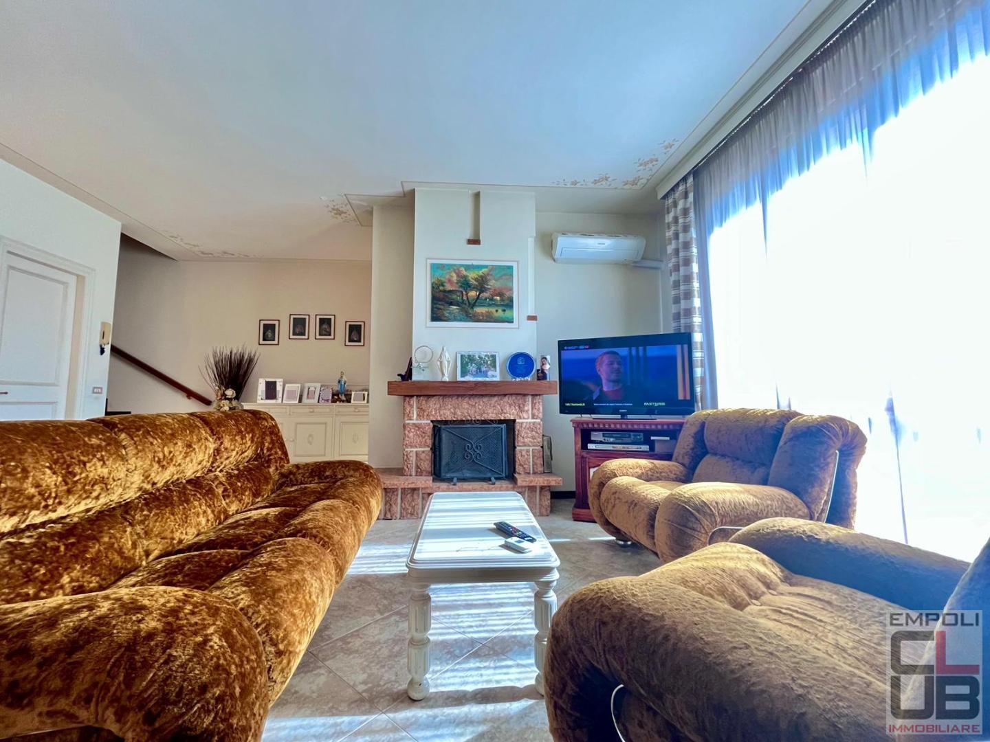 Casa indipendente con giardino a Santa Croce sull'Arno