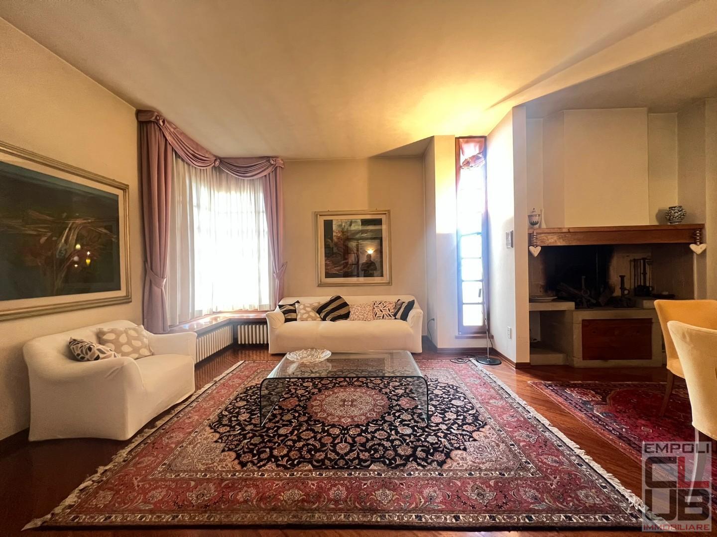 Villa con giardino, Cerreto Guidi bassa