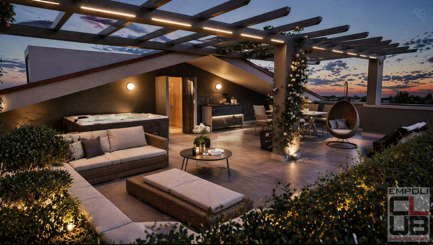 Attico con terrazzo a Empoli