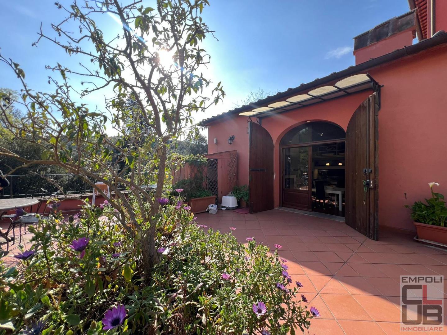 Casa indipendente con giardino a Montelupo Fiorentino