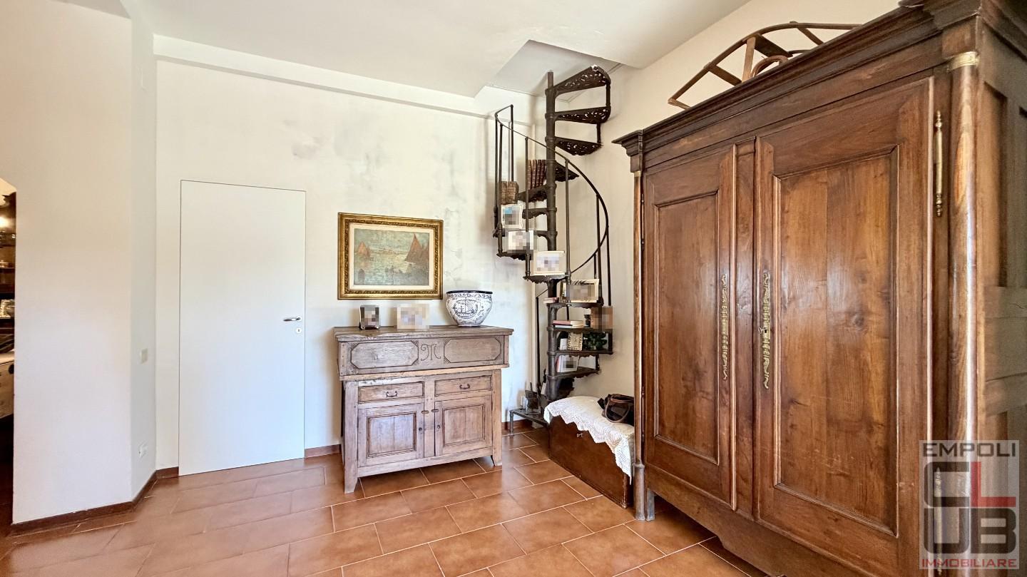 Villa con giardino a San Miniato