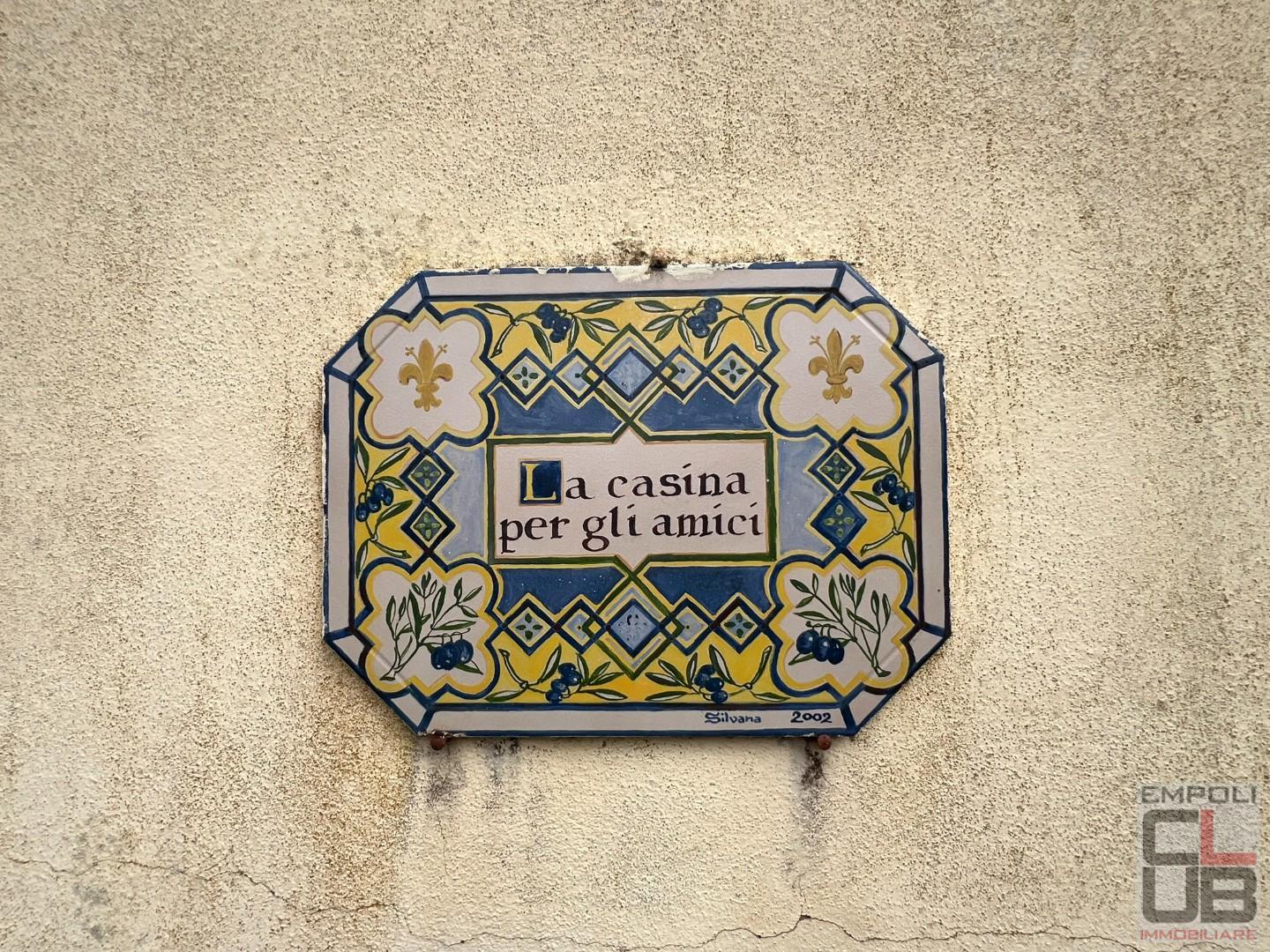 Rustico con giardino a Vinci