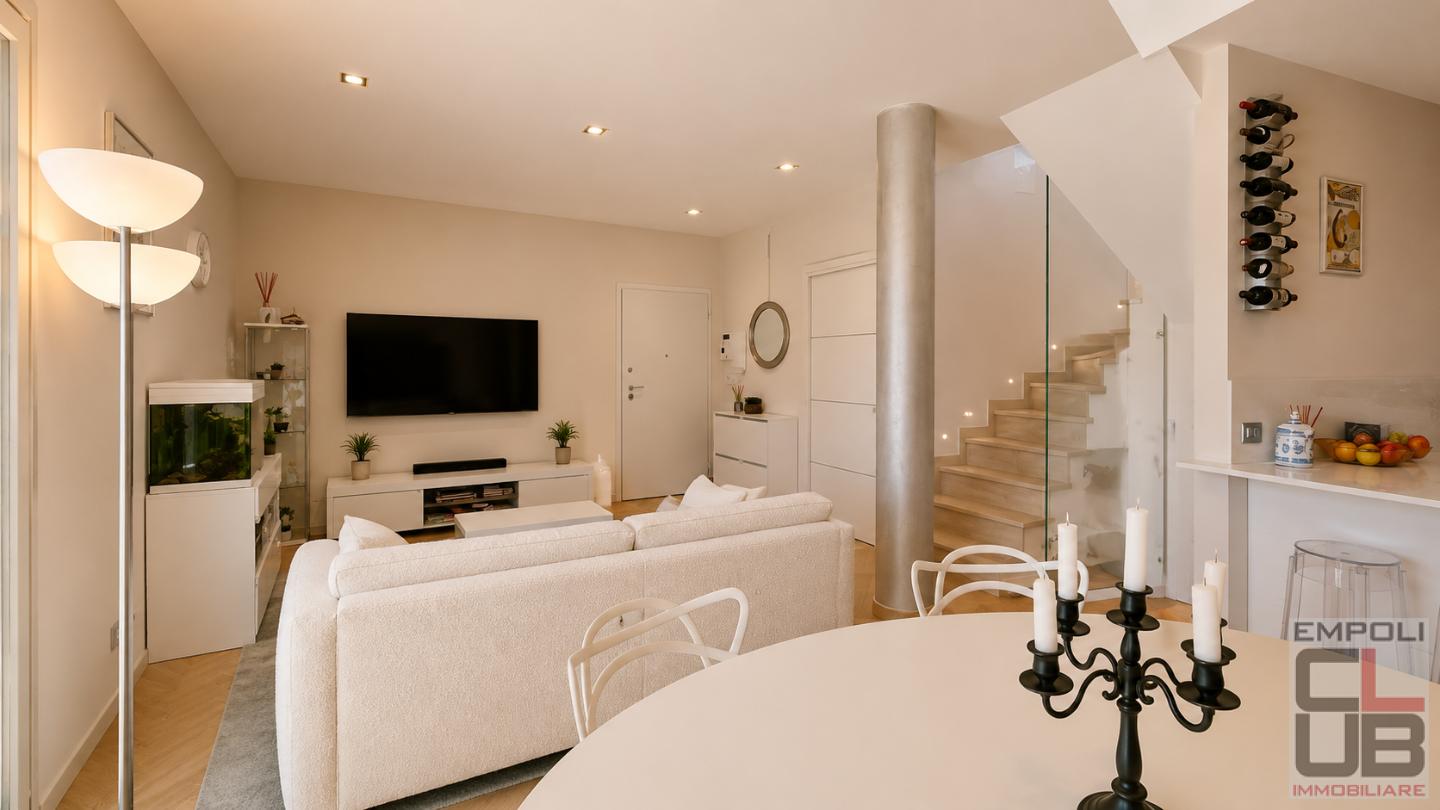 Attico con terrazzo a Empoli