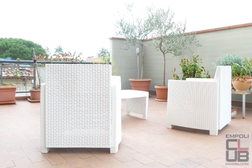 Trilocale con terrazzo a Empoli