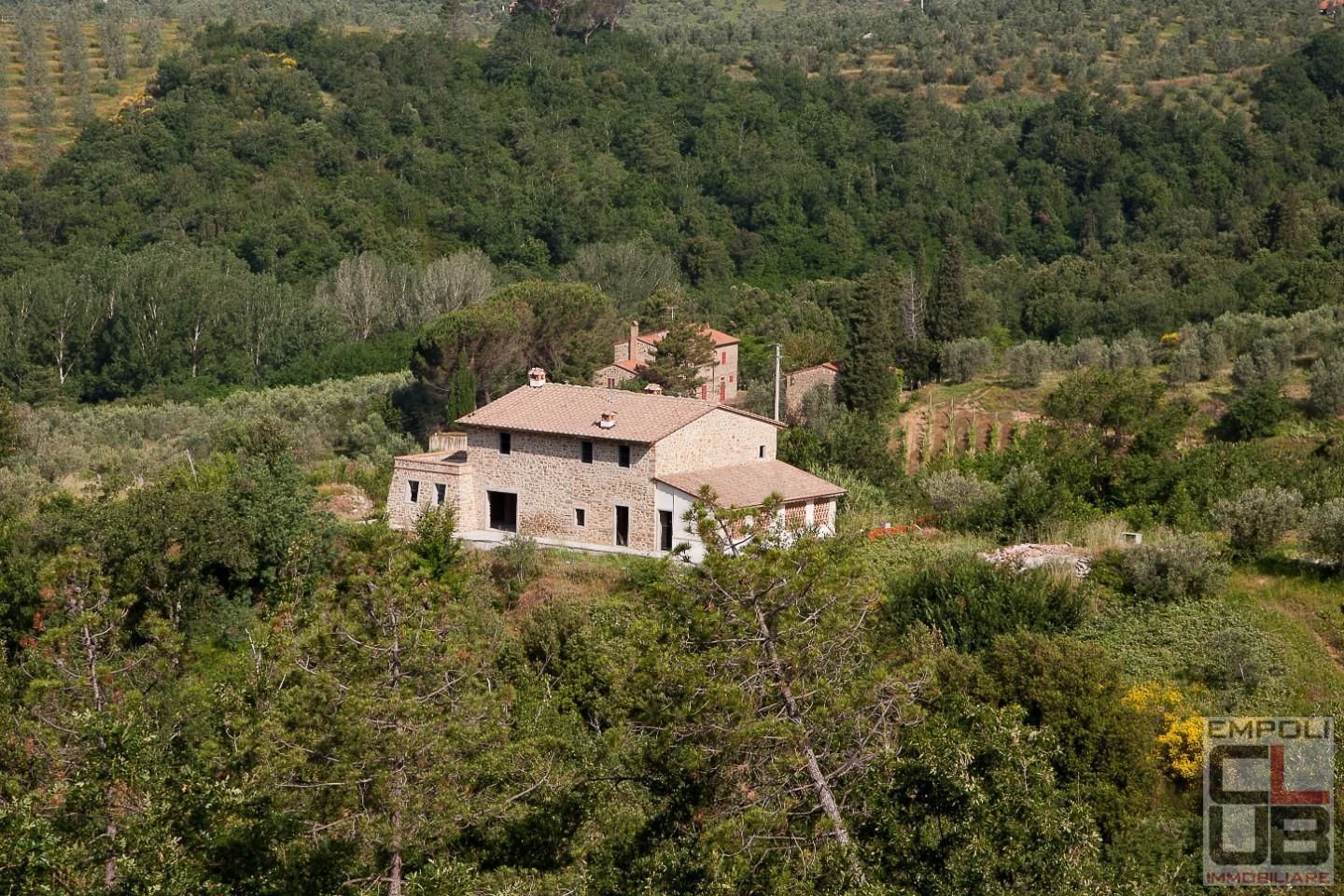 Stabile/Palazzo con giardino a Vinci
