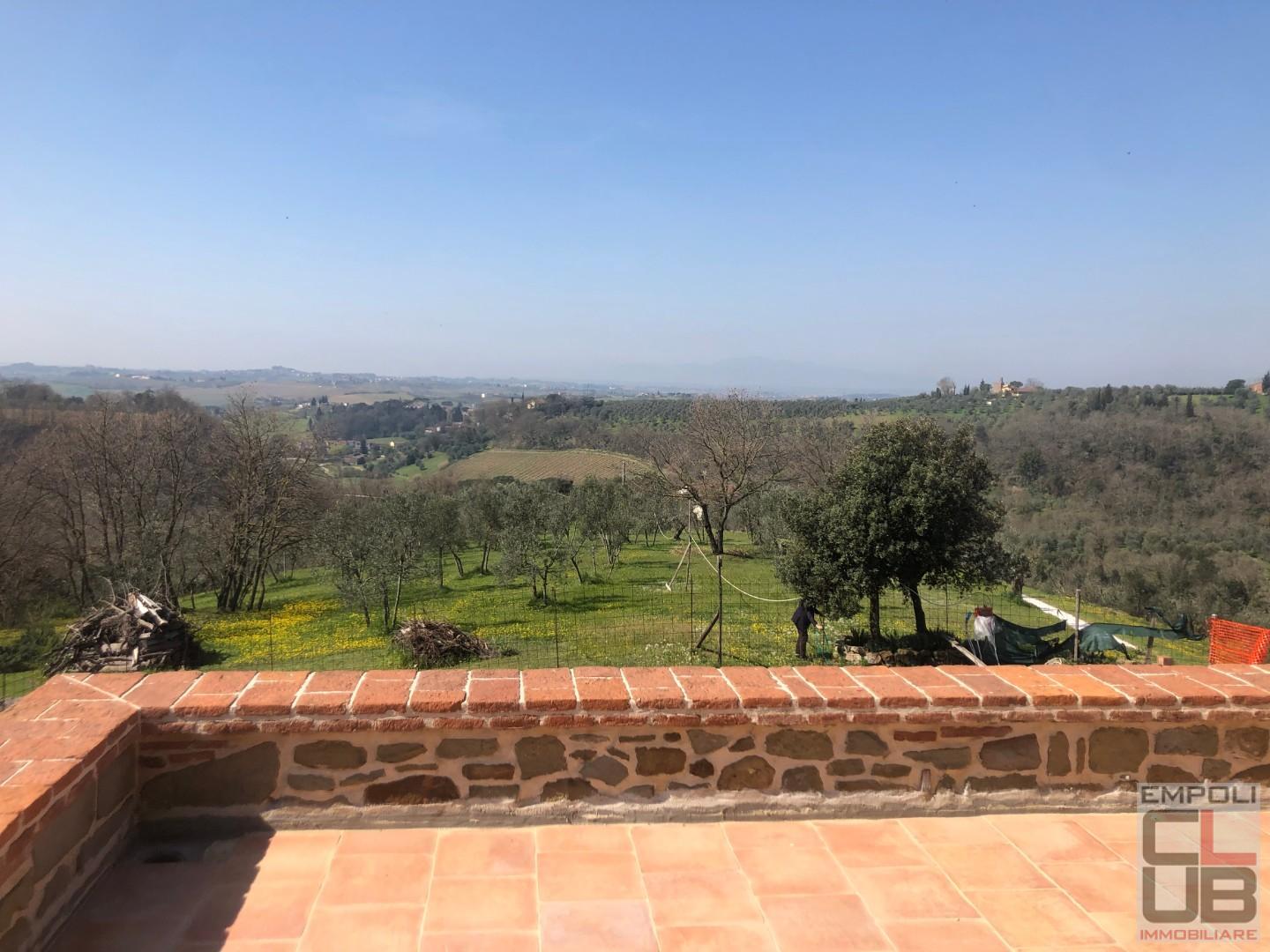 Stabile/Palazzo con giardino a Vinci