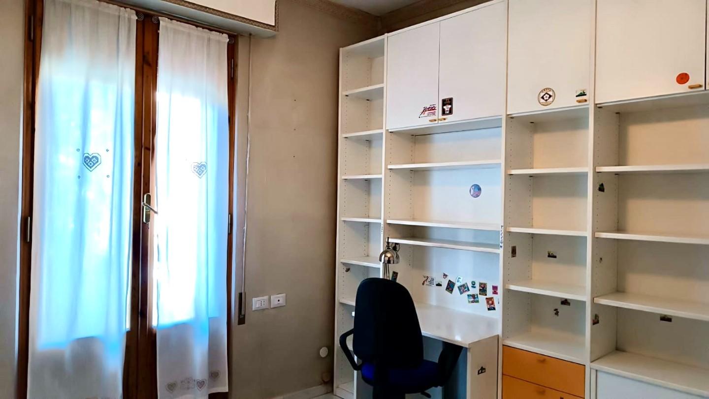 Bilocale con terrazzo, Siena mazzini