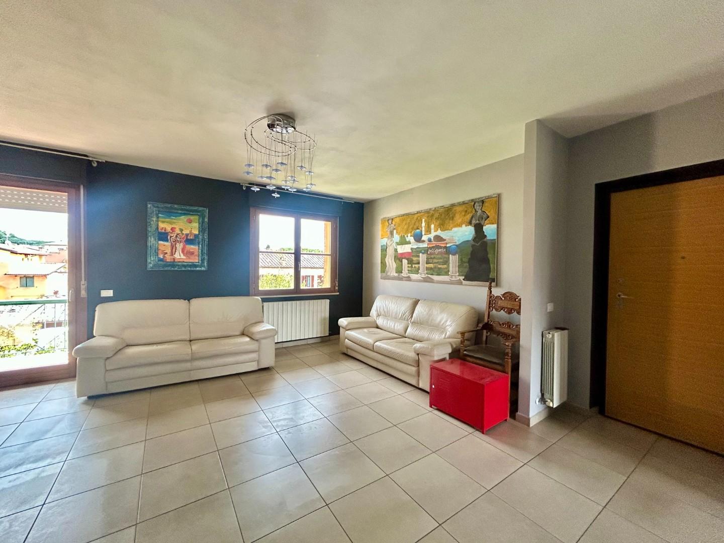 Appartamento con terrazzi a Rapolano Terme