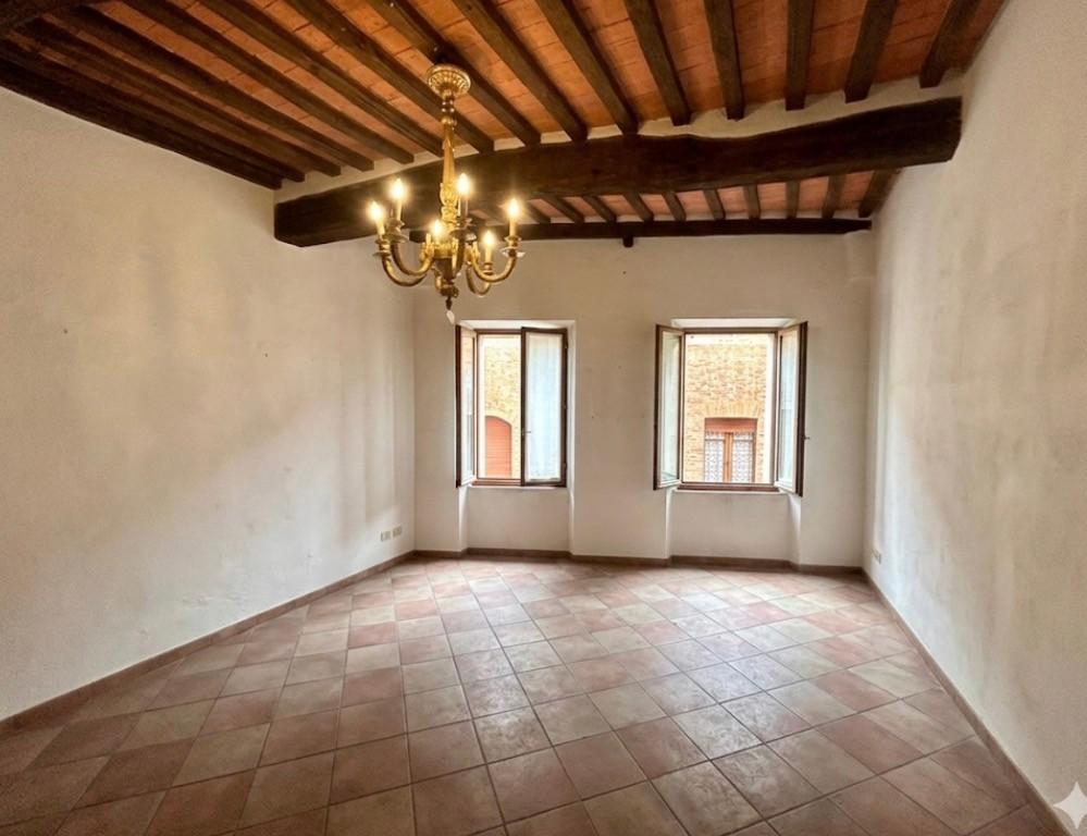 Appartamento da ristrutturare, Siena centro storico