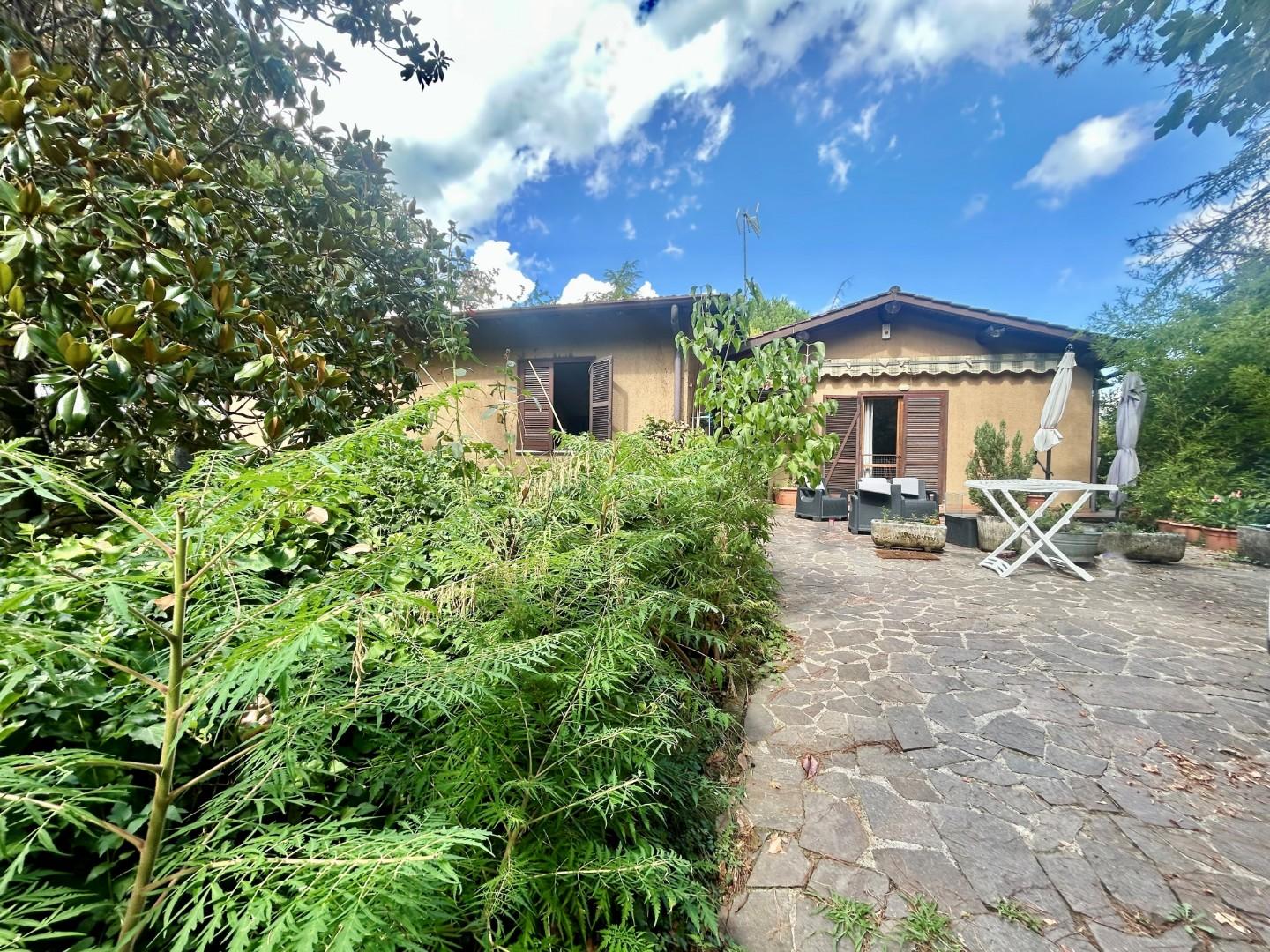 Villa con giardino, Sovicille carpineto