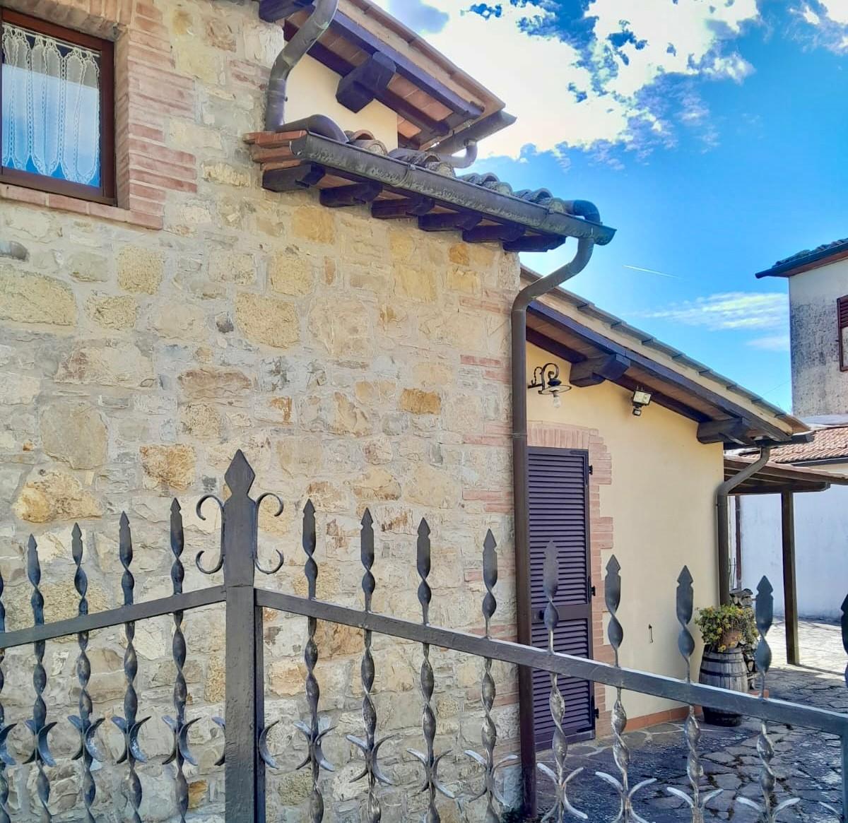 Rustico con terrazzo, Gaiole in Chianti rietine