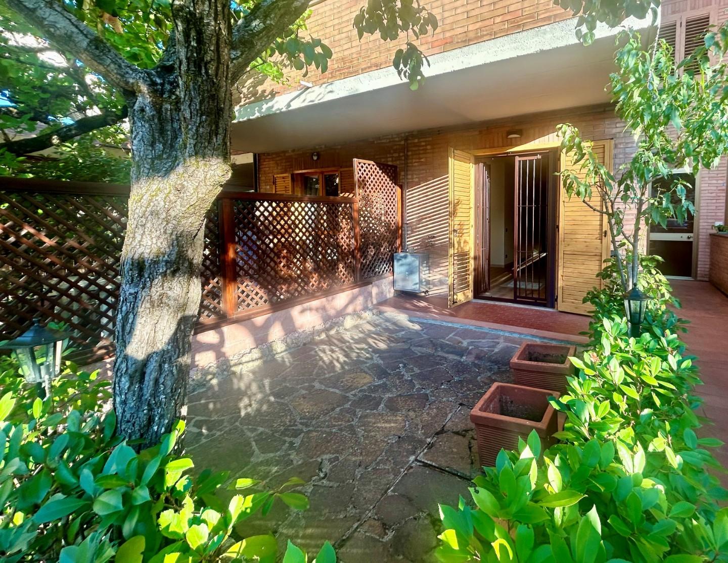Appartamento con terrazzo, Siena scacciapensieri
