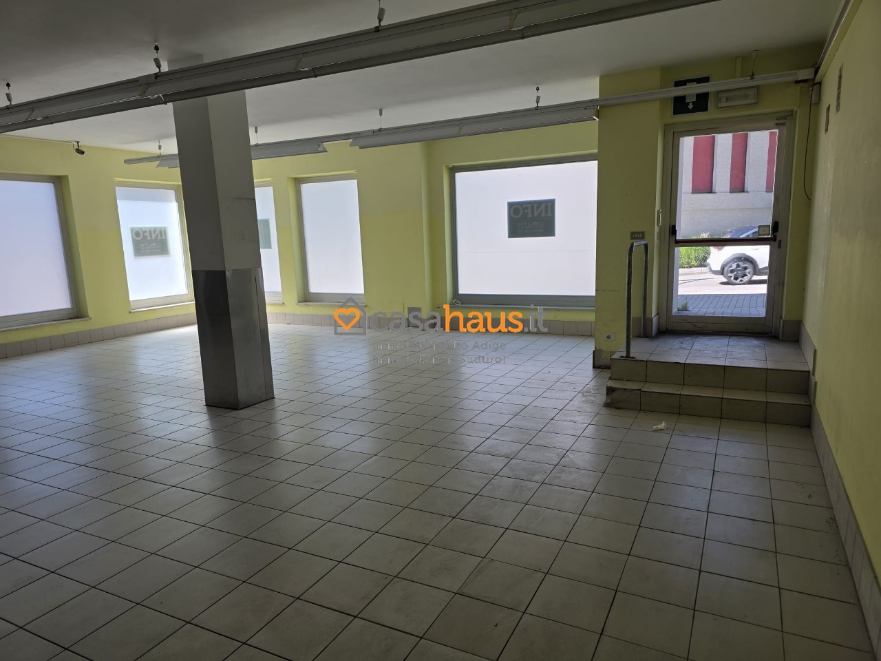Negozio in vendita a Cornedo all'Isarco