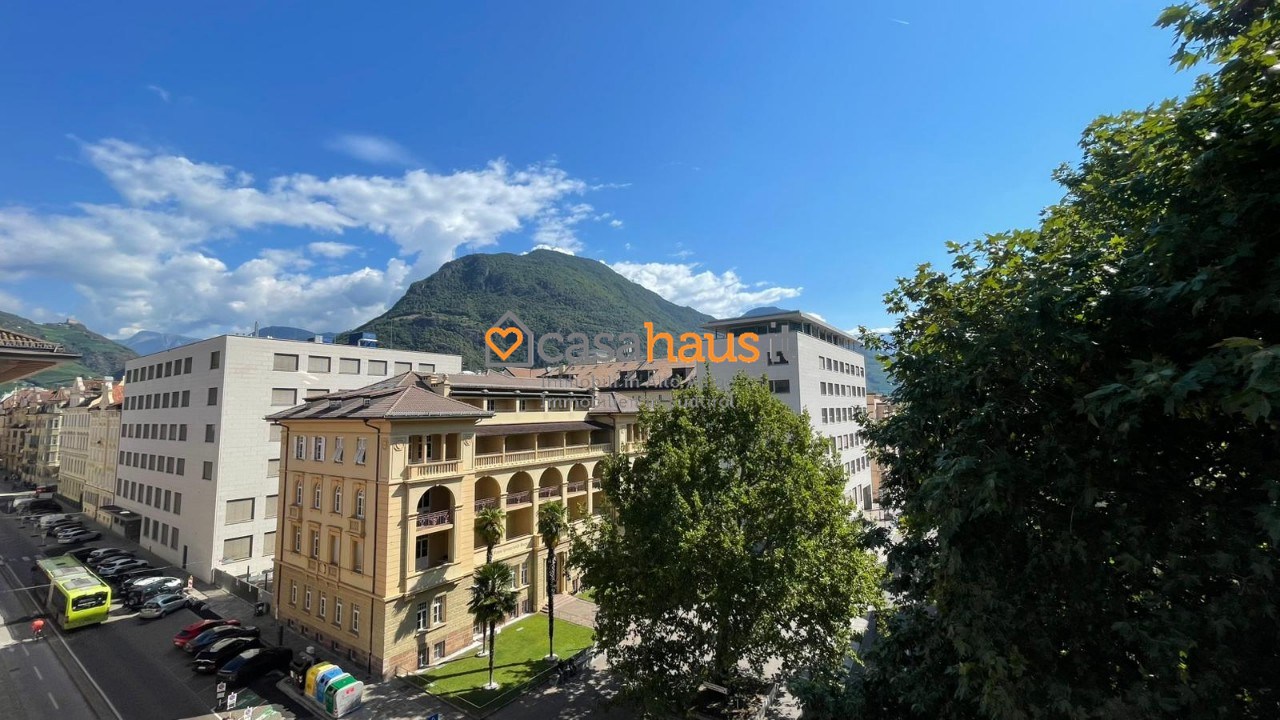 Quadrilocale in vendita a Bolzano