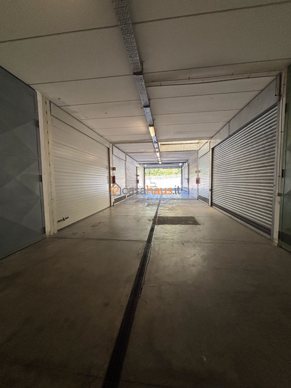 Posto auto coperto in vendita a Laives