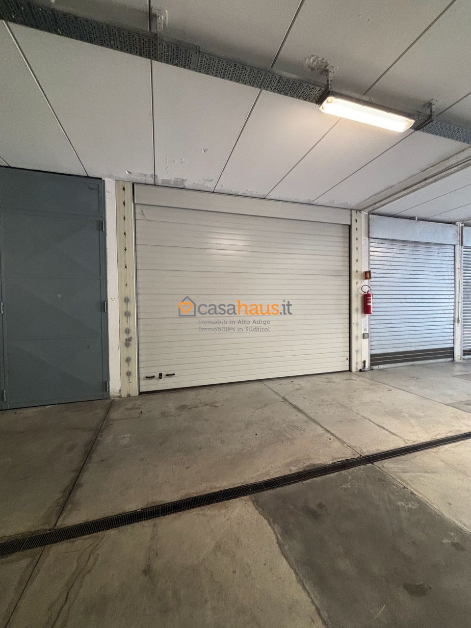 Posto auto coperto in vendita a Laives