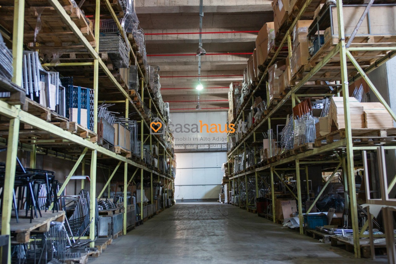Magazzino in vendita a Bolzano