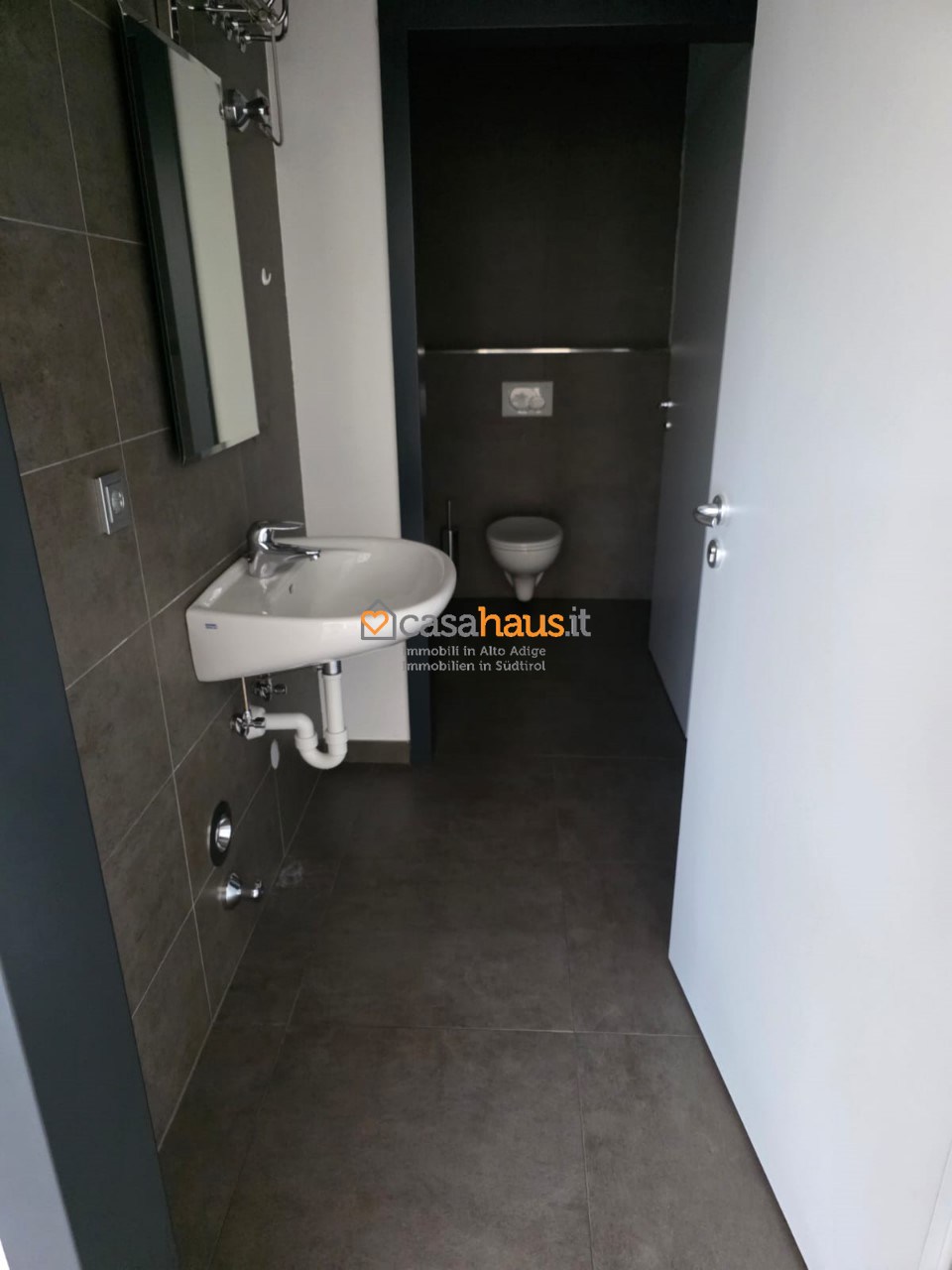Ufficio con box a Bolzano