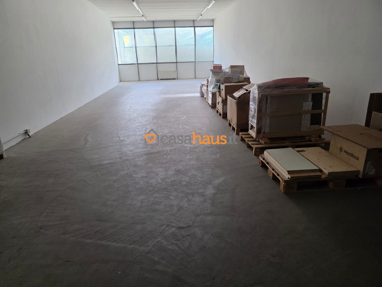 Ufficio con box a Bolzano