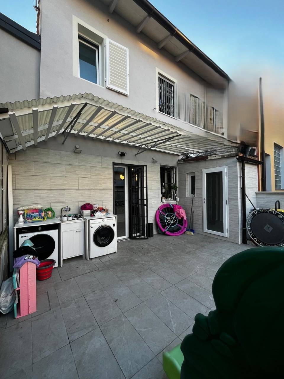 Casa indipendente con giardino a Campi Bisenzio