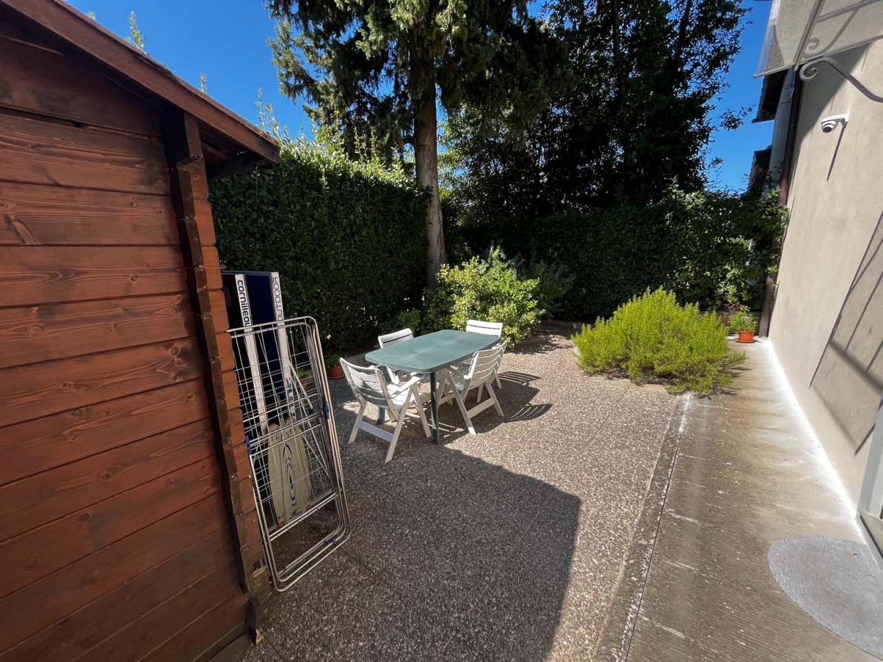 Villa con giardino in via di fornello, Campi Bisenzio