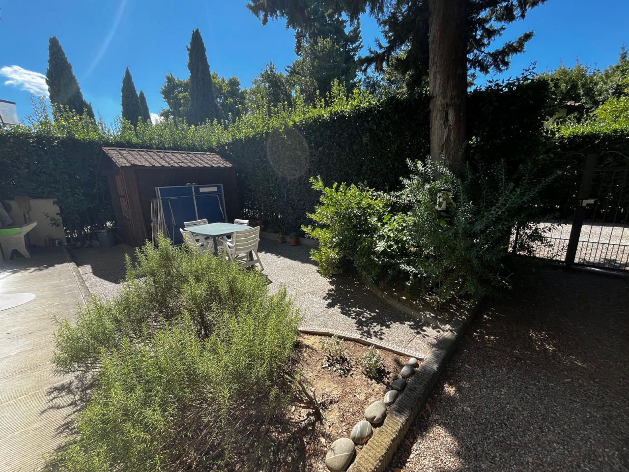Villa con giardino in via di fornello, Campi Bisenzio