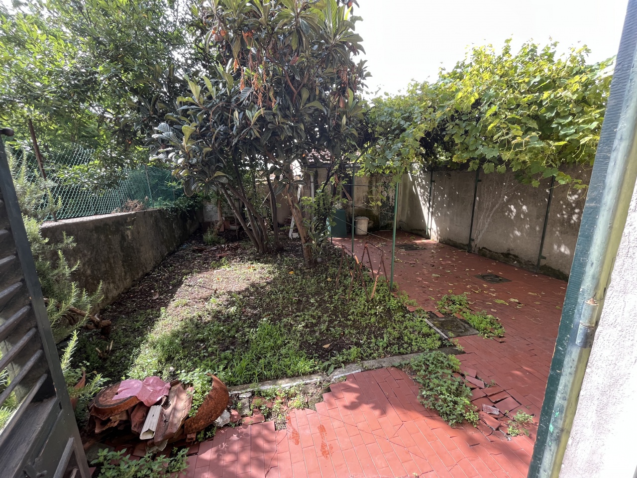 Villa con giardino in piazza s: rosario, Poggio a Caiano