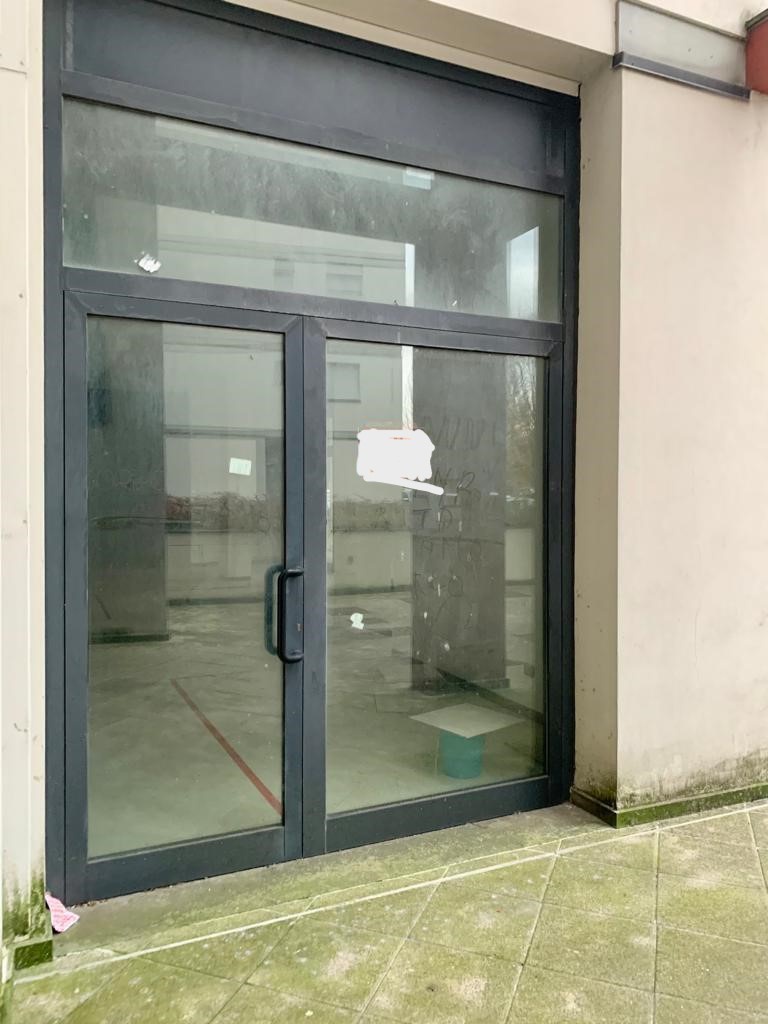 Negozio in affitto in viale gramsci, Signa