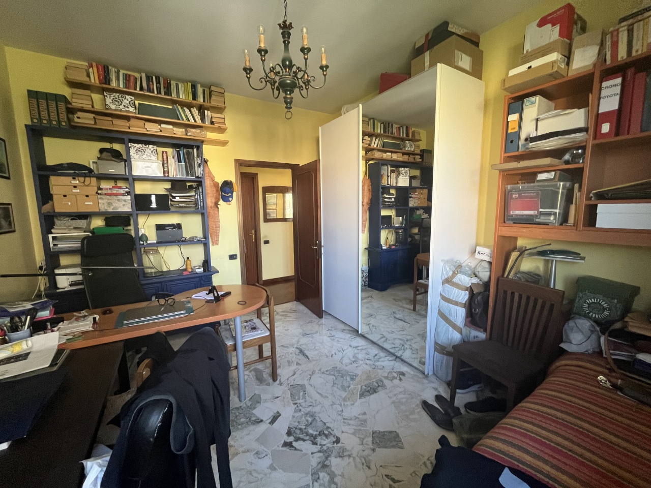 Attico con terrazzo in piazza aldo moro, Campi Bisenzio