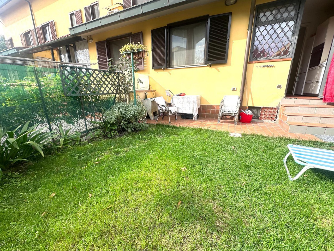 Villa con giardino in via dei mille, Campi Bisenzio