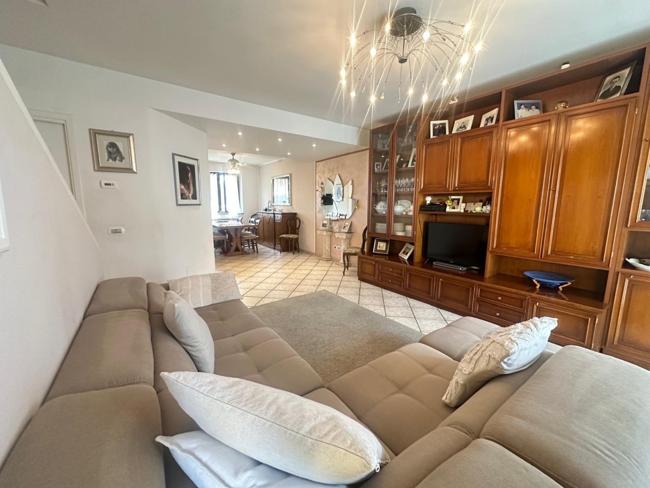 Villa con giardino in via dei mille, Campi Bisenzio