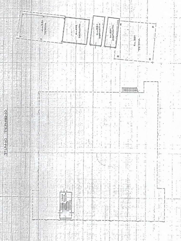 Attivit commerciale con giardino in via togliatti, Signa