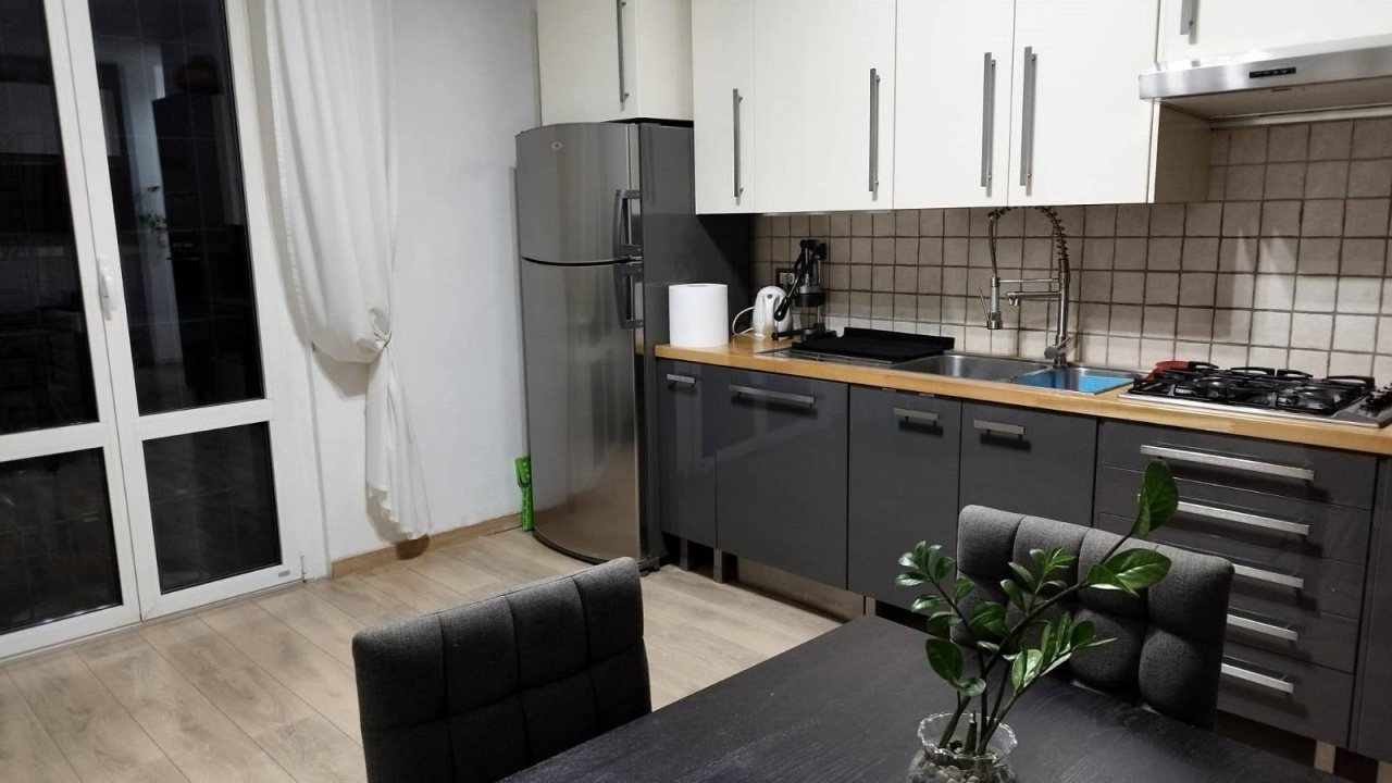 Quadrilocale con terrazzo in via giovanni minzoni, Signa